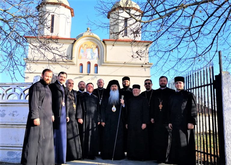 UPDATE Bisericile din județul Constanța, fără slujbă de Sf. Andrei. Toți preoții obligați să meargă la Peșteră