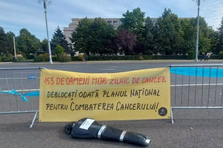 Remus Negoi (USR): Rafila blochează şansa la viaţă a bolnavilor de cancer din România