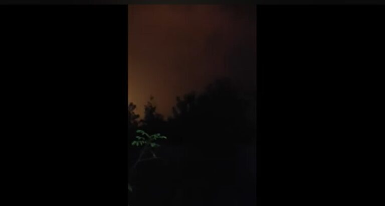 VIDEO: Momentele prăbușirii mai multor drone în zona graniței cu Ucraina, surprinse din localitatea Periprava, jud. Tulcea, în noaptea de 24-25 iulie