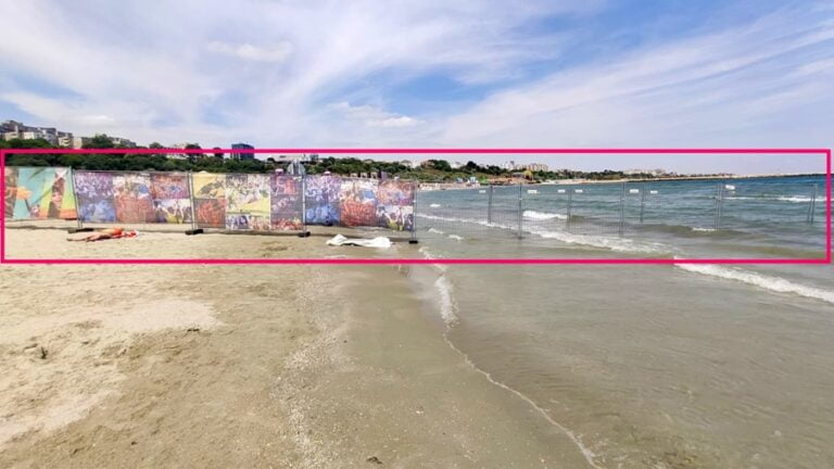 Organizatorii Neversea au blocat accesul la mare, deși sunt obligați să lase liber un culoar de 5 m de la apă