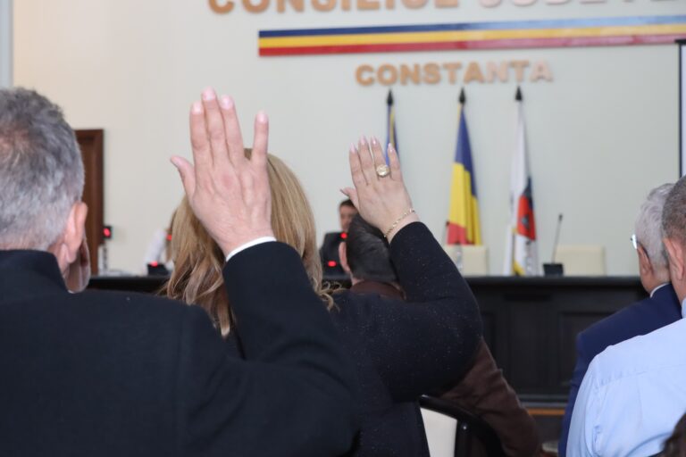 Câți bani vor primi comunele din Constanța de la Consiliul Județean. Se votează repartizarea cotei de 20% din sume defalcate din TVA
