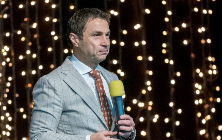 Consilierii locali din Mangalia vor să recupereze prejudiciul de 13,6 mil. lei din dosarul în care primarul Cristian Radu este acuzat de corupție