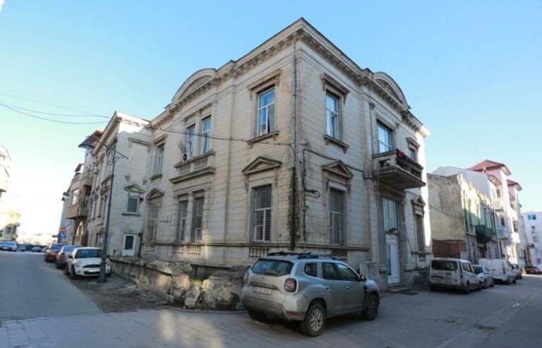 Conducerea Consiliului Județean Constanța refuză să recupereze o clădire monument istoric pe care Arhiepiscopia Tomisului o ocupă abuziv de 18 ani